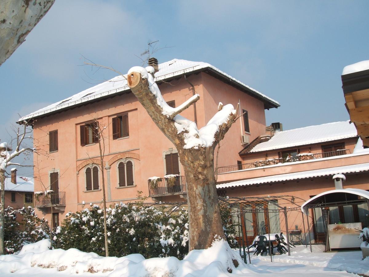 Albergo Michieletto Valmorea Exterior foto