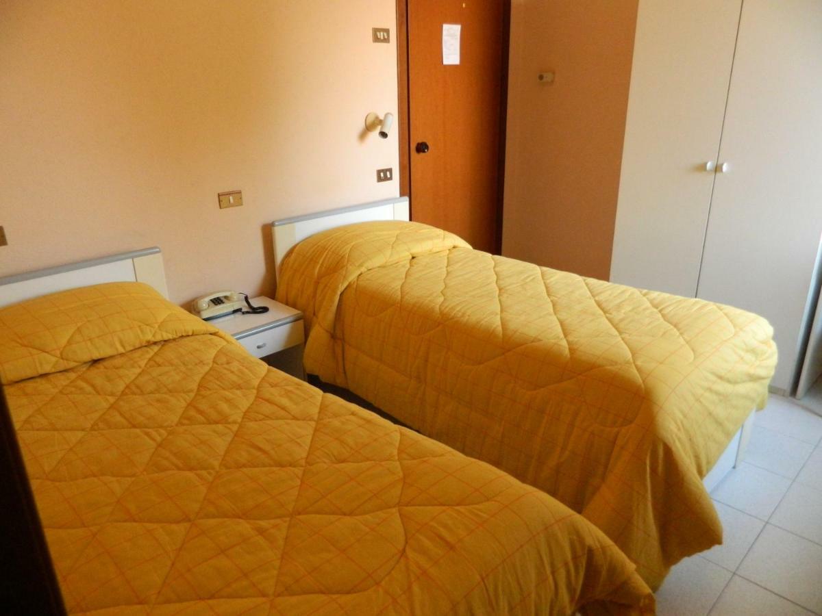 Albergo Michieletto Valmorea Exterior foto